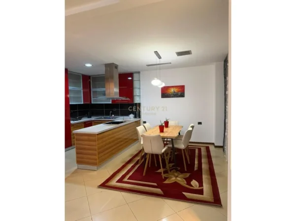 Tirane, jepet me qera 2+1 Kati 2, 132 m² 1.000 € (Bllok)