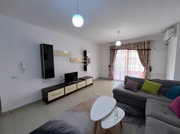 🏡 Jepet me Qera Apartament 3+1+2 ne Astir , SUPER SHPI , PALLAT ME ASHENSOR,  500 EURO