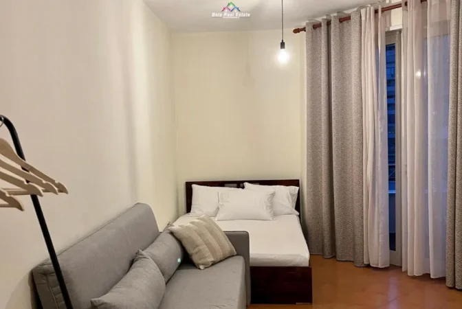 Tirane, jepet me qera garsonier 1+1 Kati 4, 35 m² 550 € (Rruga e elbasanit)