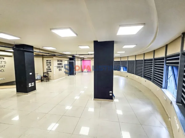 Tirane, jepet me qera ambjent biznesi , 300 m² 3.000 € (Rruga Dibres)