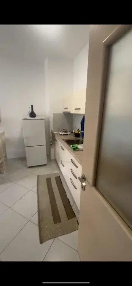 Tirane, shitet apartament 1+1+Ballkon Kati 4, 70 m² 1.340.000 € (Xhamia Kopshti Botanik)
