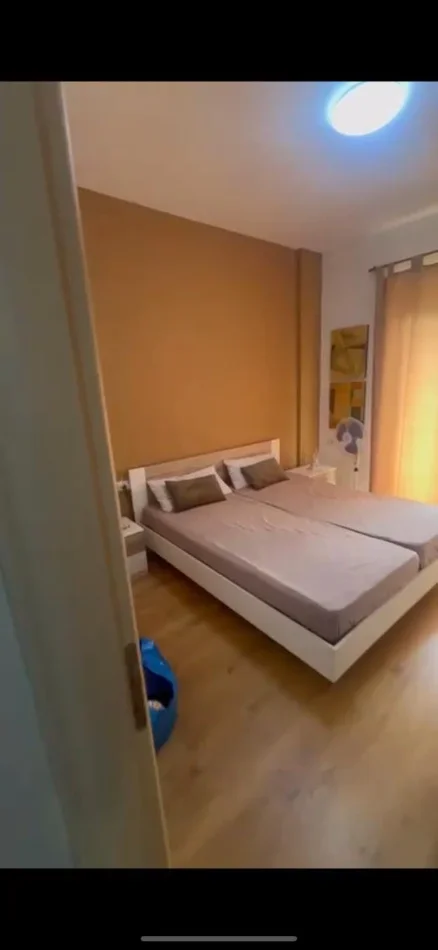 Tirane, shitet apartament 1+1+Ballkon Kati 4, 70 m² 1.340.000 € (Xhamia Kopshti Botanik)