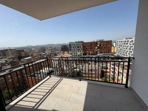 Shqiperi, shitet apartament 2+1 Kati 8, 121 m² 242.000 € (shkolla e bashkuar)