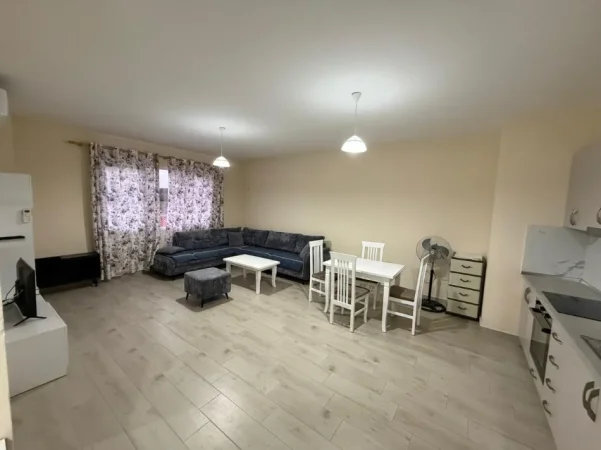 📣 QERA Apartament 1+1 Me Parkim 📍 Sauk Prane Rrethrrotullimit ✨ 💶 Cmimi 40.000 Leke/Muaj