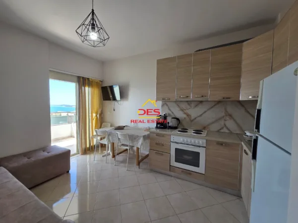 Shqiperi, jepet me qera apartament 1+1+Ballkon Kati 4, 70 m² 300 € (Rruga Dhimitër Konomi)