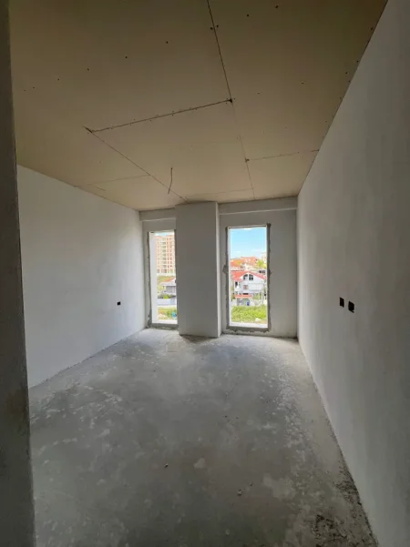 shitet apartament 1+1+Ballkon Kati 3, 70 m² 110.000 € (Porcelan)