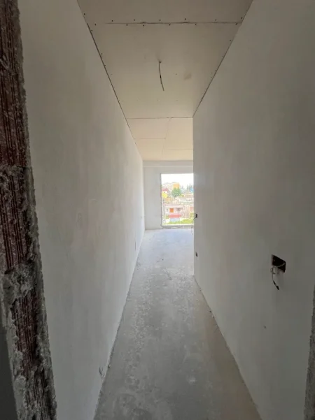 shitet apartament 1+1+Ballkon Kati 3, 70 m² 110.000 € (Porcelan)