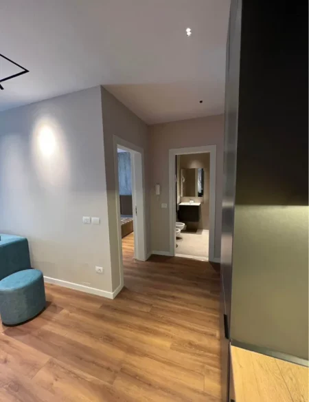 Tirane, shitet apartament 1+1+Ballkon Kati 5, 67 m² 180.000 € (Rruga Jordan Misja)