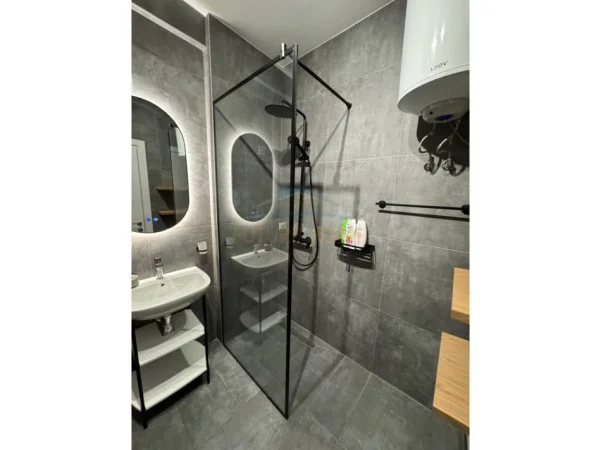 Tirane, shitet apartament 2+1 Kati 6, 97 m² 245.000 € (Kompleksi Arlis, Farmacia 10)