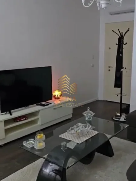 Tirane, jepet me qera apartament 2+1+Ballkon Kati 3, 100 m² 50.000 € (Fresk)