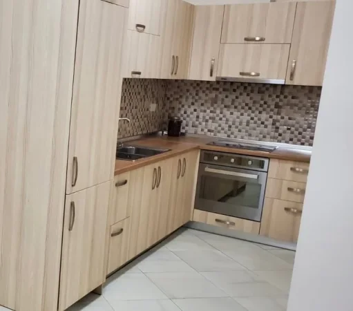 Tirane, shitet apartament 1+1 , 65 m² 129.000 € (Bill Klinton)