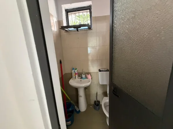 Durres, shitet ambjent biznesi Kati 0, 90 m² 155.000 € (Ish URT)