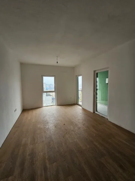 Tirane, shitet apartament 2+1 Kati 7, 94 m² 125.000 € (Dogana)
