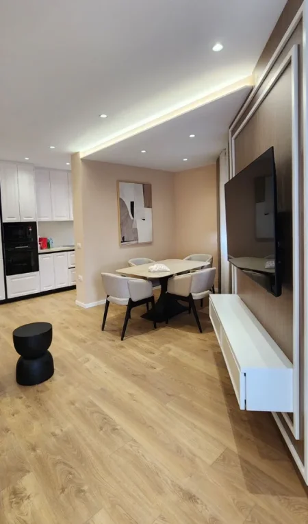 Shqiperi, jepet me qera apartament 2+1 Kati 3, 104 m² 1.100 € (MYSLYM SHYR)