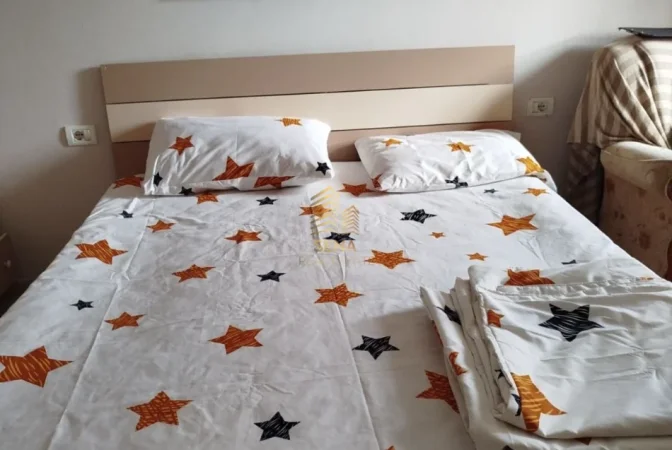 Tirane, jepet me qera apartament 1+1 Kati 2, 45 m² 280 € (Rruga e Dibres)