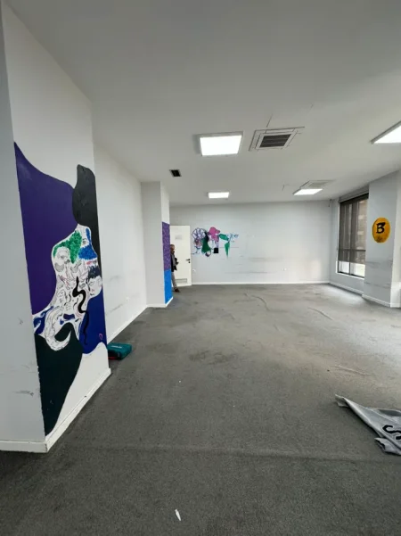 Tirane, jepet me qera zyre Kati 2, 404 m² 5.200 € (QENDER)