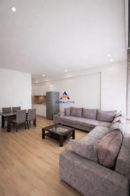 Tirane, shitet apartament 1+1 Kati 6, 72 m² 