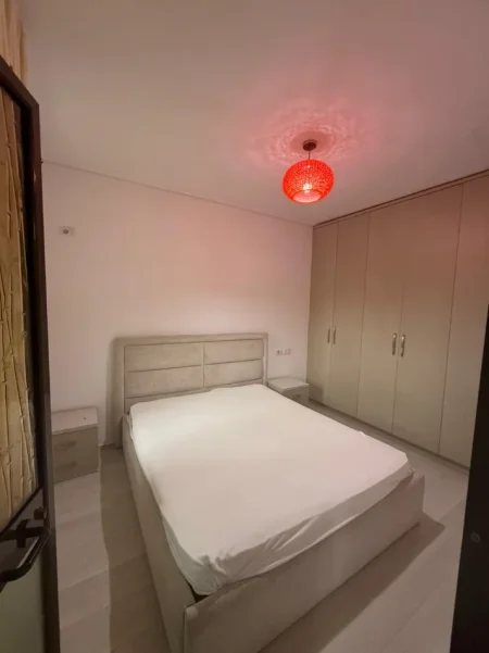 Tirane, jepet me qera apartament 1+1 Kati 3, 65 m² 500 € 