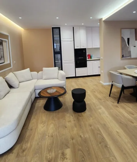 Tirane, shitet apartament Kati 3, 116 m² 370.000 € (rruga e durrsit)