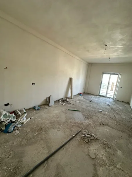 Tirane, shitet apartament 1+1 Kati 2, 76 m² 122.560 € (Sauk I Vjeter)