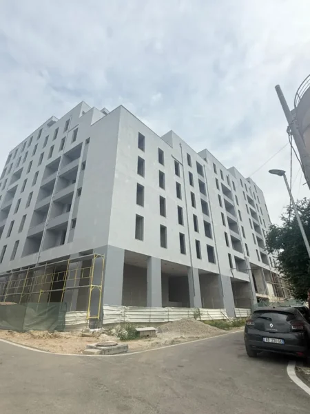 Tirane, shitet apartament 1+1 Kati 7, 60 m² 88.000 € (BURGU GRAVE)