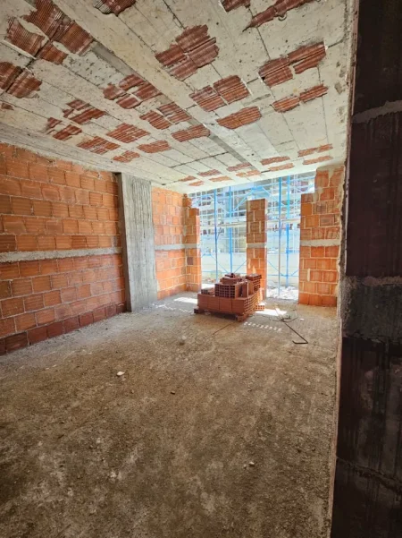 Tirane, shitet apartament 2+1 , 110 m² 115.973 € (Paskuqan)