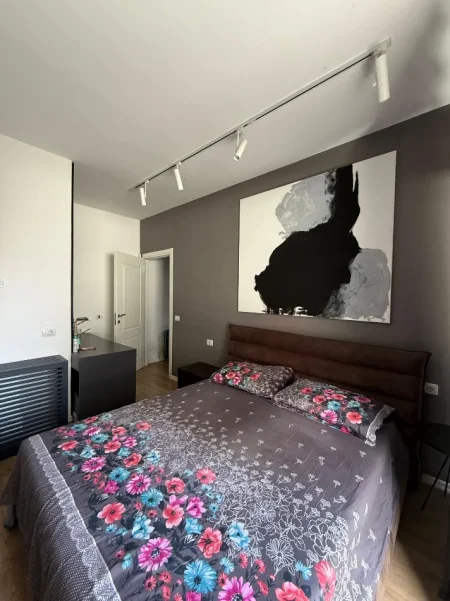 Tirane, shitet apartament 2+1 Kati 1, 104 m² 380.000 € (Rruga e Kosovareve.)