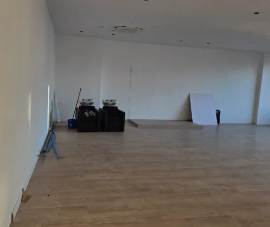Tirane, shitet apartament duplex 2+1 Kati 3, 140 m² (kompleksi delijorgji)
