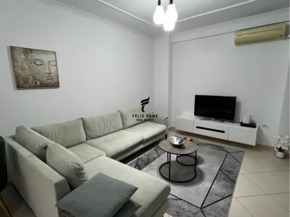 Tirane, jepet me qera apartament 2+1 Kati 1, 68 m² 550 € (KOMUNA E PARISIT)