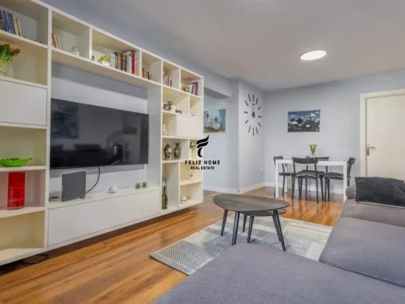 Tirane, jepet me qera apartament 2+1 Kati 3, 94 m² 950 € (SHESHI WILLSON)