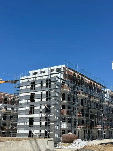 Tirane, shitet apartament 2+1 Kati 1, 83 m² (TIRANA CIELO)