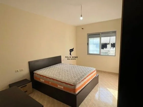 Tirane, jepet me qera apartament 1+1 Kati 3, 68 m² 450 € (KODRA E DIELLIT)