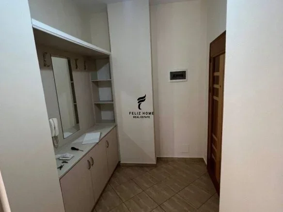 Tirane, jepet me qera apartament 1+1 Kati 3, 68 m² 450 € (KODRA E DIELLIT)