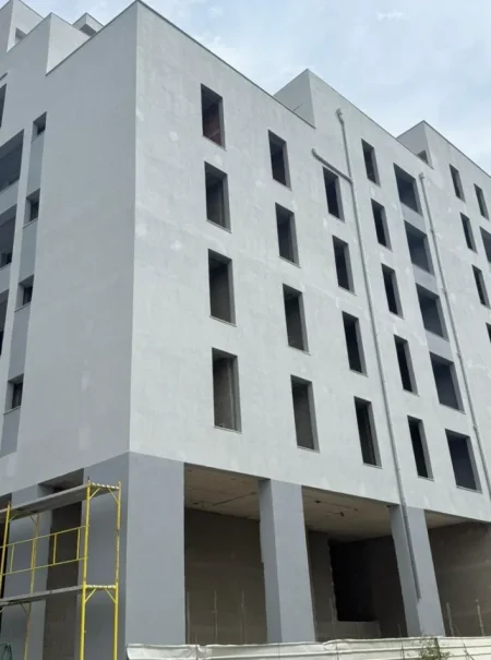 Tirane, shitet apartament Kati 5, 60 m² 88.000 € (burgu i grave)