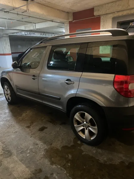 Tirane, shitet makine Skoda Benzin, gri e erret manuale Kondicioner 185.000 km 3.800 €