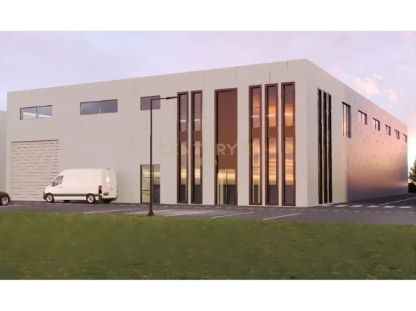 Durres, shitet magazine Kati 0, 1.200 m² (Spitalle)