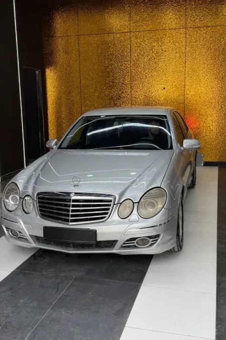 Tirane, shes makine Mercedes-Benz E-Class W211 – E220 CDI (EVO) Nafte, gri metalizato manuale Klima 3.898 €