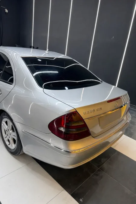 Tirane, shes makine Mercedes-Benz E-Class W211 – E220 CDI (EVO) Nafte, gri metalizato manuale Klima 3.898 €