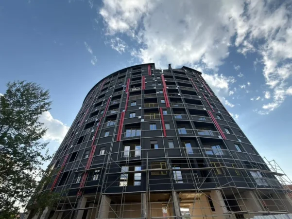 Tirane, shitet apartament 1+1+Ballkon Kati 5, 73 m² 135.000 €