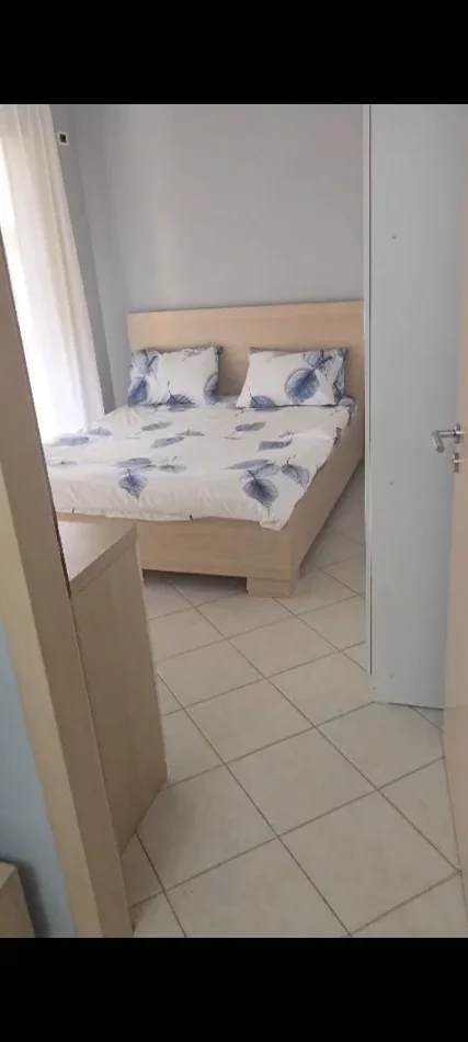 Tirane, jepet me qera apartament 2+1+Ballkon Kati 6, 600 € 