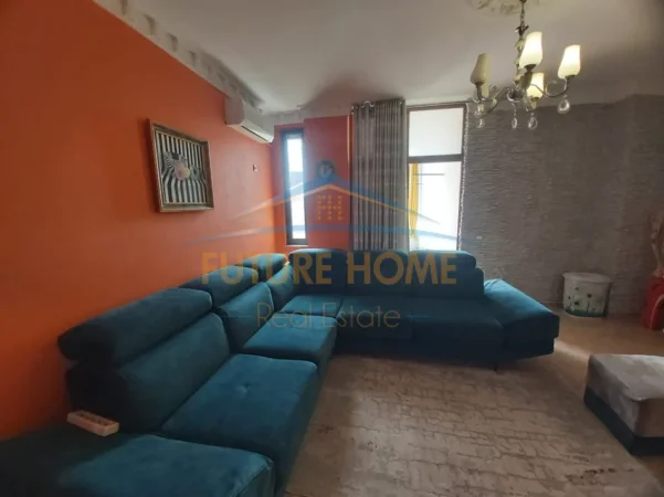 Tirane, jepet me qera apartament 2+1+Ballkon Kati 6, 100 m² 630 € (Ali Demi)