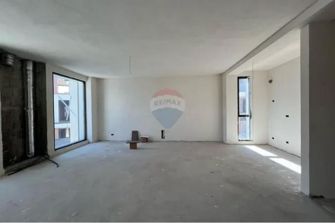 Tirane, shitet apartament , 146 m² 320.001 € 