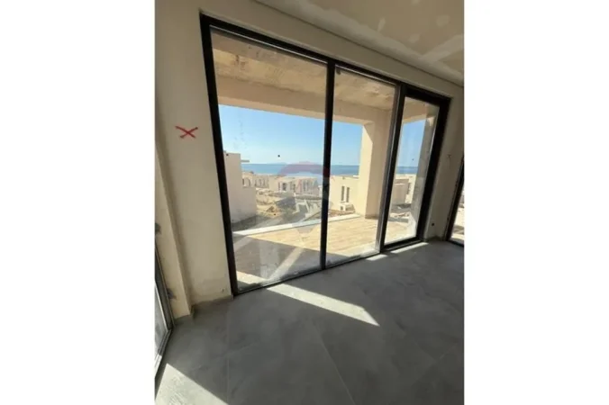 Vlore, shitet Vile , 220 m² 1.200.000 € (Palase)