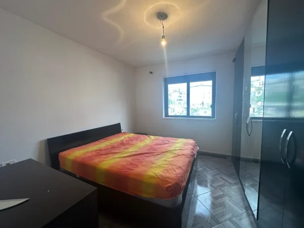 Tirane, shitet apartament 1+1+Ballkon Kati 2, 59 m² 125.000 € (Rruga Irfan Tomini)