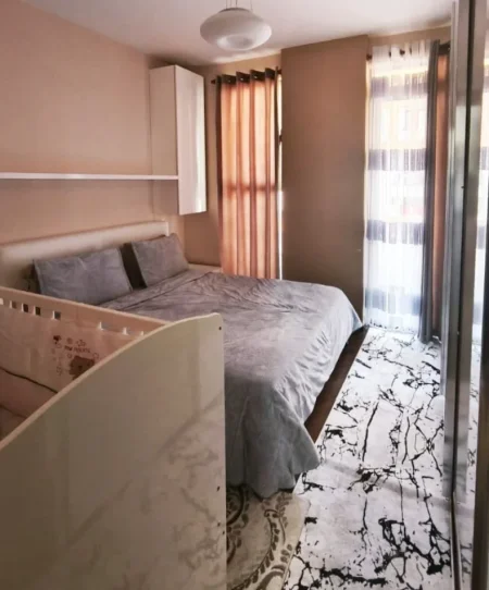 Tirane, shitet apartament 1+1 , 66 m² 105.000 € 