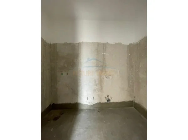 Tirane, shitet apartament 3+1 Kati 6, 119 m² 178.200 € (DOGANA)