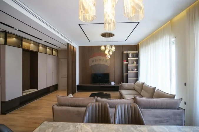 Tirane, shitet 2+1 , 140 m² 550.000 € (Delijorgji)