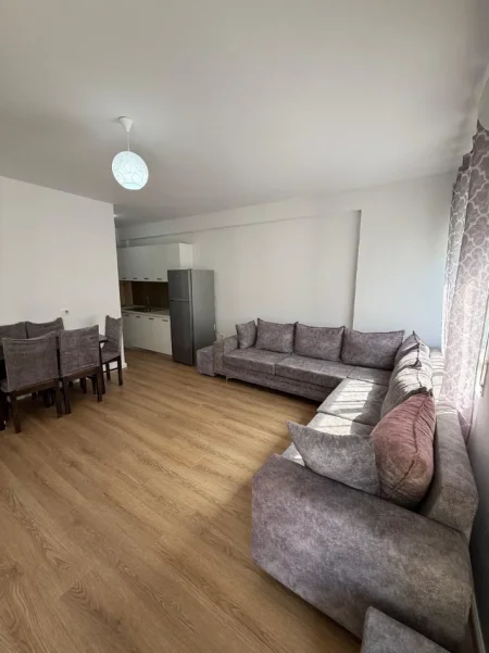 Tirane, jepet me qera apartament 1+1 , 72 m² 165.000 € (Rruga Ndre Mjeda pran Report Tv)