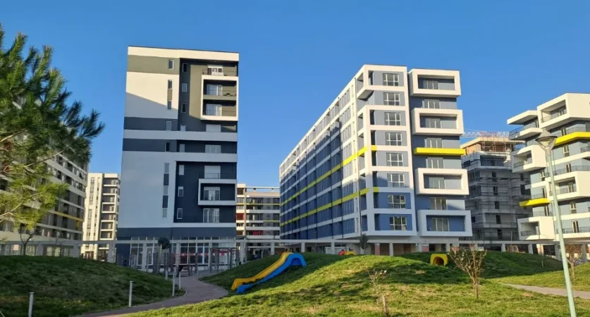 Tirane, shitet apartament 1+1+Aneks+Ballkon Kati 3, 79 m² 80.000 € (Kompleksi Univers City)