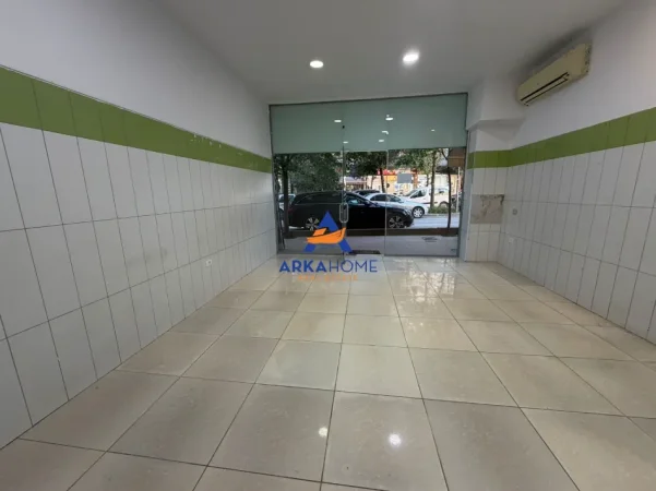Tirane, shitet ambjent biznesi Kati 0, 50 m² 200.000 € 
